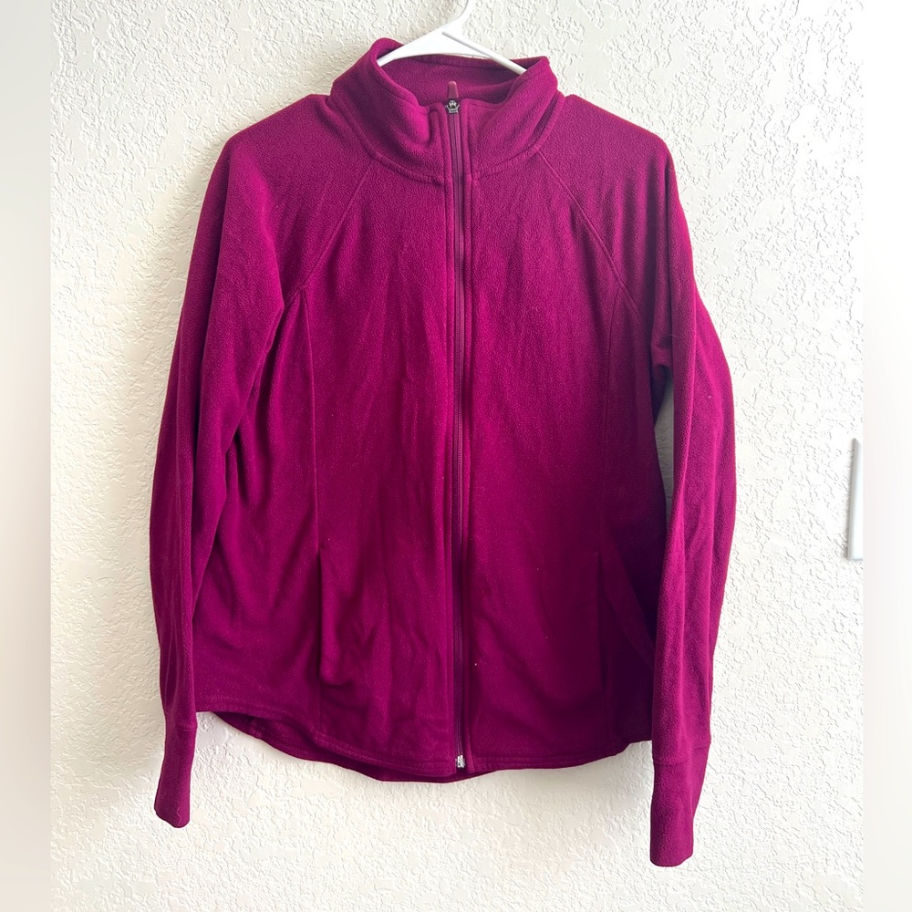 Old navy fleece jacket